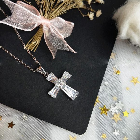 Fashion Dainty Refine White Zircon Filled Cross Necklace for Women, UNVN12402 - Picture 5 of 7